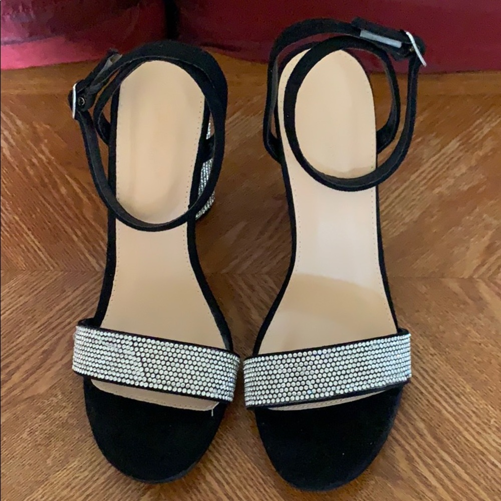 Lov Mark Heeled Sandals